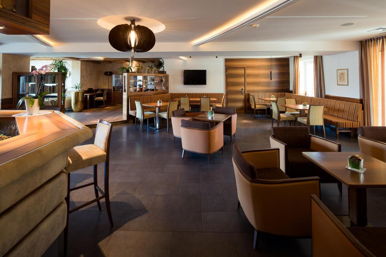 Parc Hotel Tyrol كاستيلِروتّو المظهر الخارجي الصورة